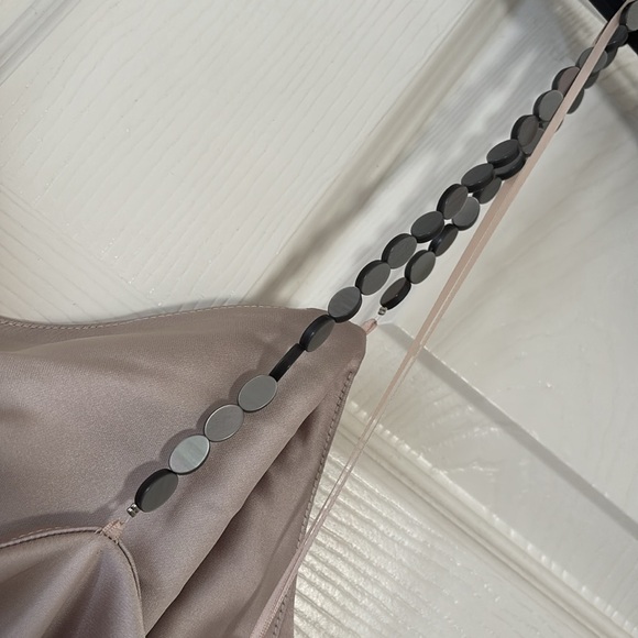 Zara satin dress - Picture 7 of 8